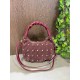 Bolso piel con tachuela i907